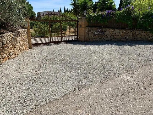 Villa Milagro - 3 Bedroom Style With Pool Near Golf Course/beaches - Air Cond. Pollença