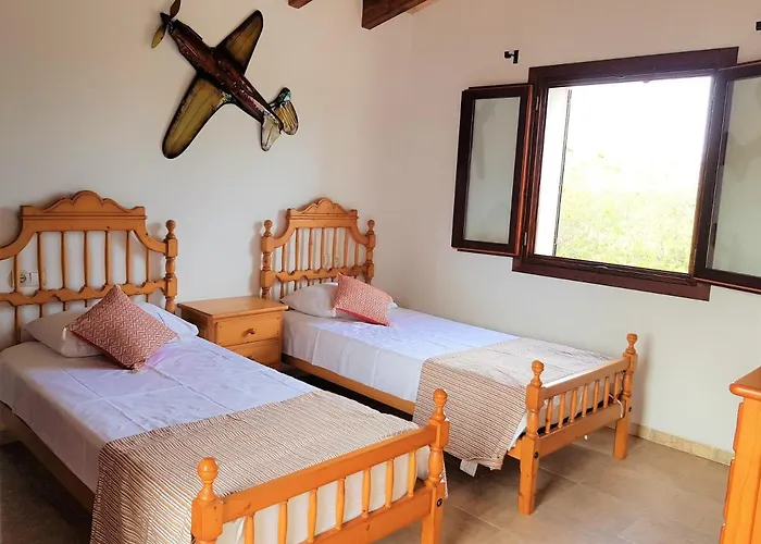 Villa Milagro - 3 Bedroom Style With Pool Near Golf Course/beaches - Air Cond. *