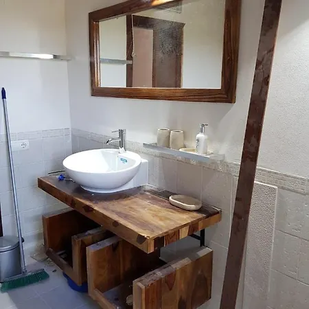 Milagro - 3 Bedroom Style With Pool Near Golf Course/beaches - Air Cond. فيلة *