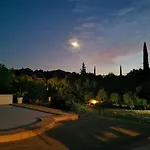 Milagro - 3 Bedroom Style With Pool Near Golf Course/beaches - Air Cond. Villa *