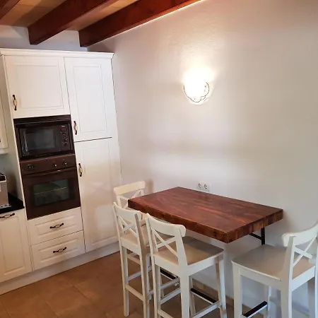 Marina Milagro 3 Bedroom Style With Pool Near Golf Course, Beaches, Air Cond