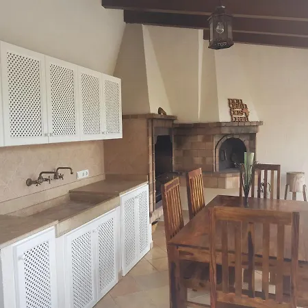 Villa Marina Milagro 3 Bedroom Style With Pool Near Golf Course, Beaches, Air Cond Pollenca