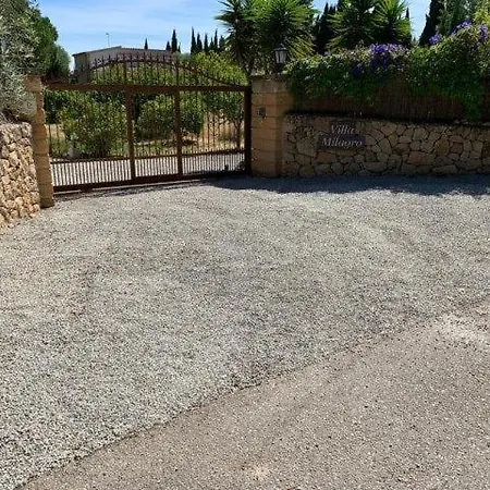 Willa Milagro - 3 Bedroom Style With Pool Near Golf Course/beaches - Air Cond. Pollensa