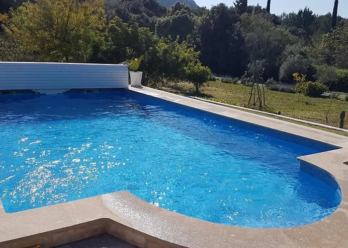 Milagro - 3 Bedroom Style With Pool Near Golf Course/beaches - Air Cond.