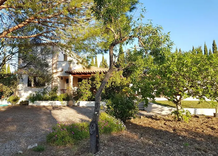 Villa Milagro - 3 Bedroom Style With Pool Near Golf Course/beaches - Air Cond. *